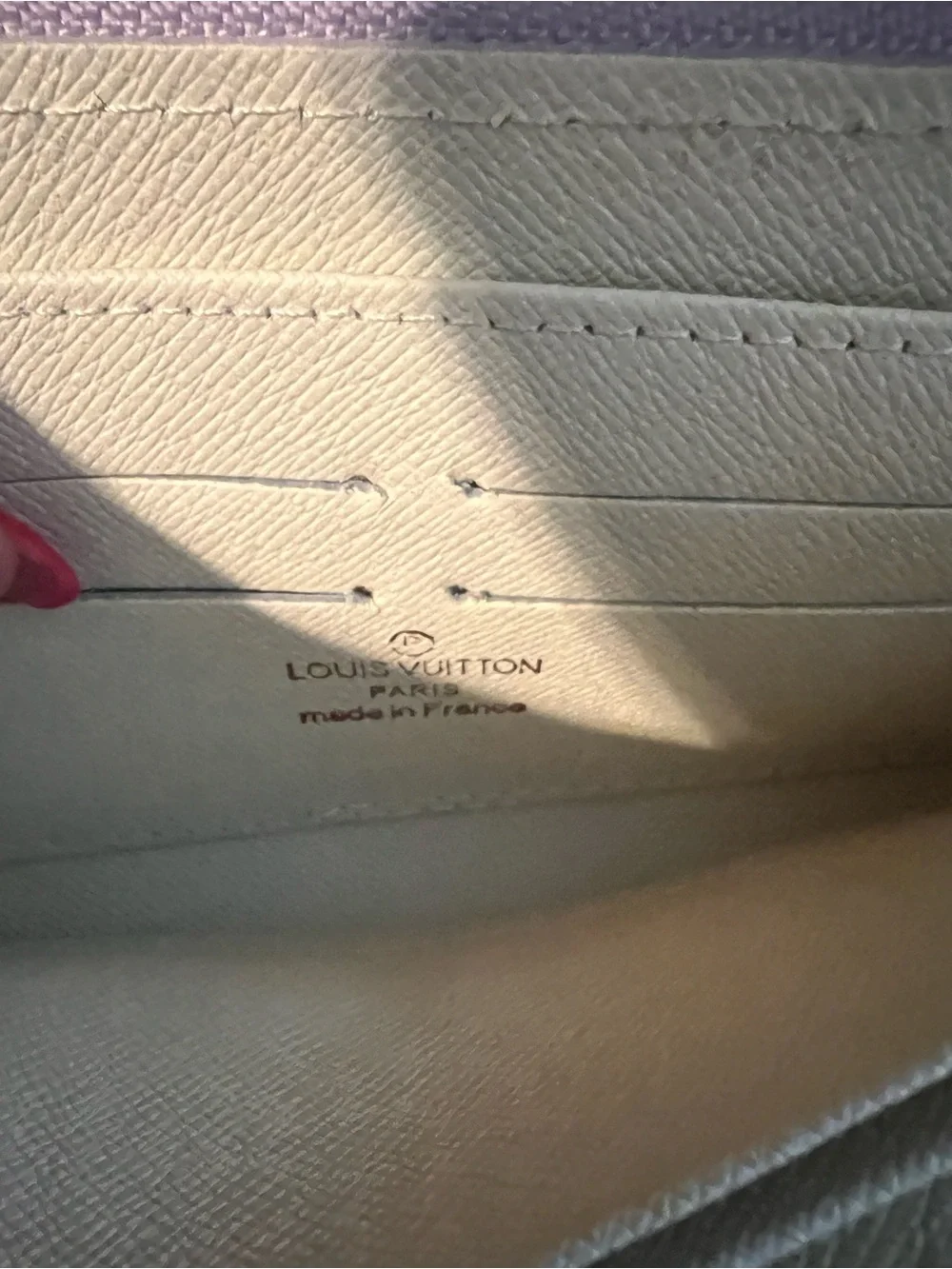 Louis Vuitton “Fashion” Pink Monogram Zippy Wallet - Picture 7 of 8